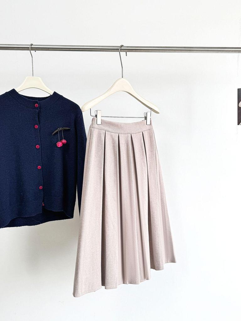 Premium Wool Plaid A-Line Half-Skirt, Pleated and Thickened for Autumn/Winter, Hip-Covering, Slimming, Mid-Length, Ideal for Pear-Shaped Figures.