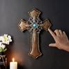 European Classical Pattern Resin Cross Shaped Wall Ornaments Home Bedroom Wall Sticker Christian Church Gothic Cross Wall Decor