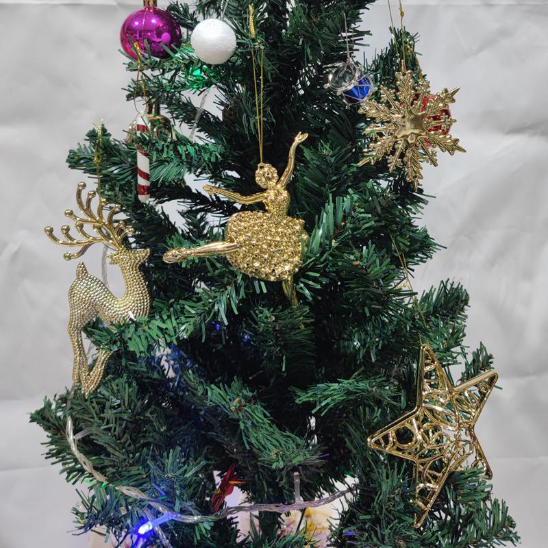 Ornements de Noël Nouvelles Décorations de Noël Pendentif en Fer Forgé Arbre de Noël Étoile à Cinq Branches Cloches Bonhomme de Neige Cerf