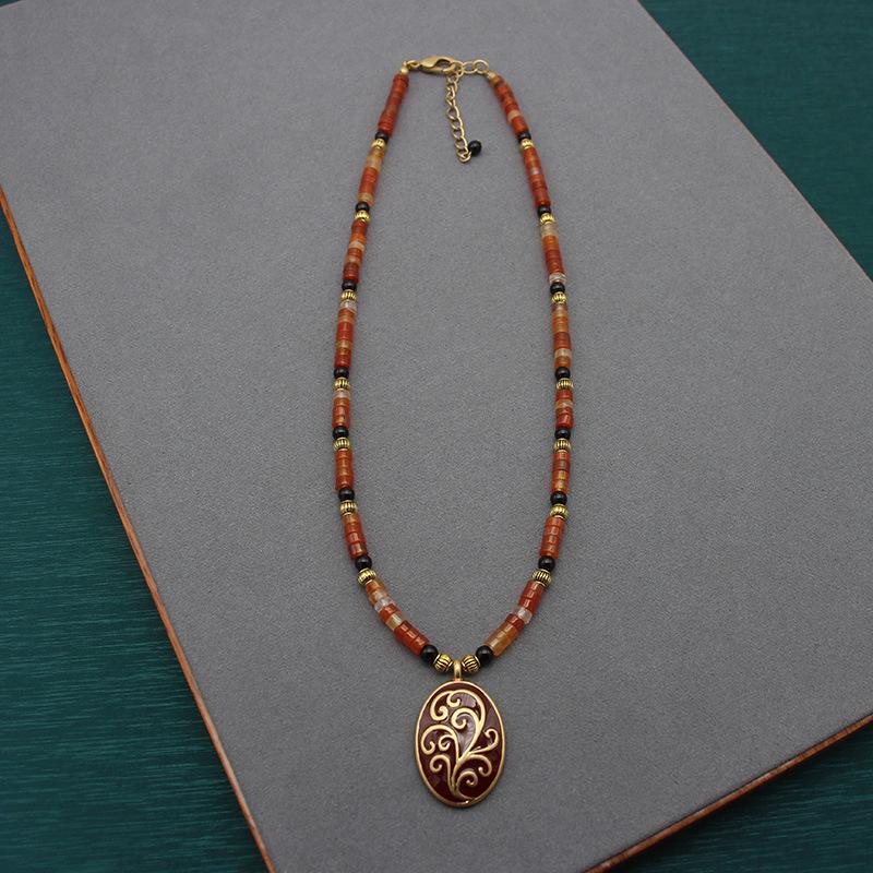 Retro Enamel Glaze Clavicle Necklace with Agate Beads