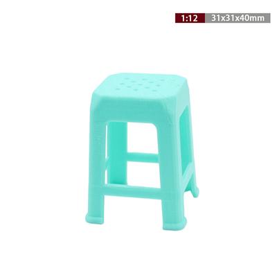 1 pièce Jouet de salon 1:12 Mini Maison de Poupée Simulation Tabouret en Plastique Petit Modèle de Chaise Accessoires de Décoration de Meubles de Maison de Poupée