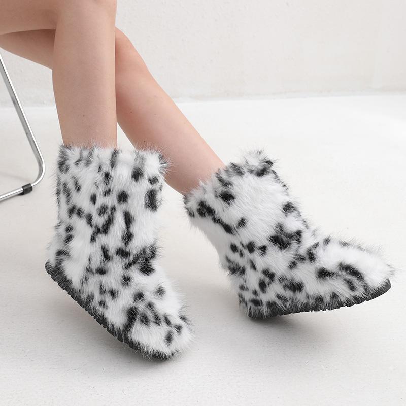 Women's Faux Fur Boots Furry Y2k Winter Snow Booties Fluffy Warm Short Mid-Calf Boots With Fur Lined Outdoor Anti-Slip Ankle Boot Shoes for Women