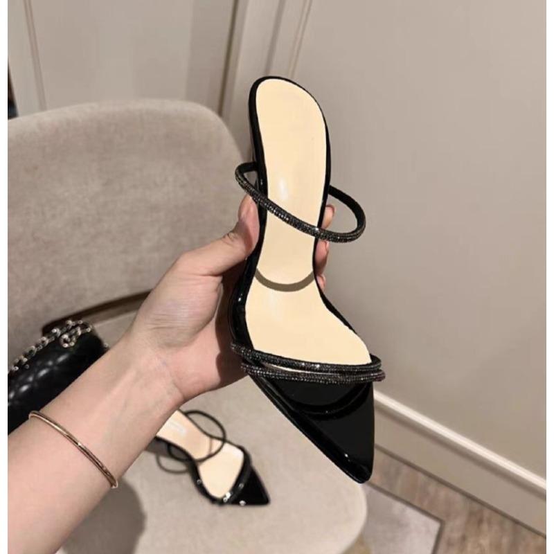 Fashion Shoes Woman 2025 Summer New Black Diamond Decorative Women's Sandals Outerwear Fashion Open Toe Thin Heels Slippers