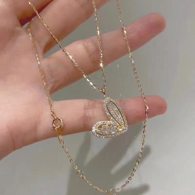 Exquisite Korean Dongdaemun Zirconia Heart Necklace – Elegant, Versatile Sweater Chain for Women