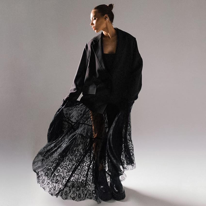 

Кружевная Прозрачная Юбка с Высокой Посадкой Черного Цвета - Европейская и Американская Мода Лето 2025 XL