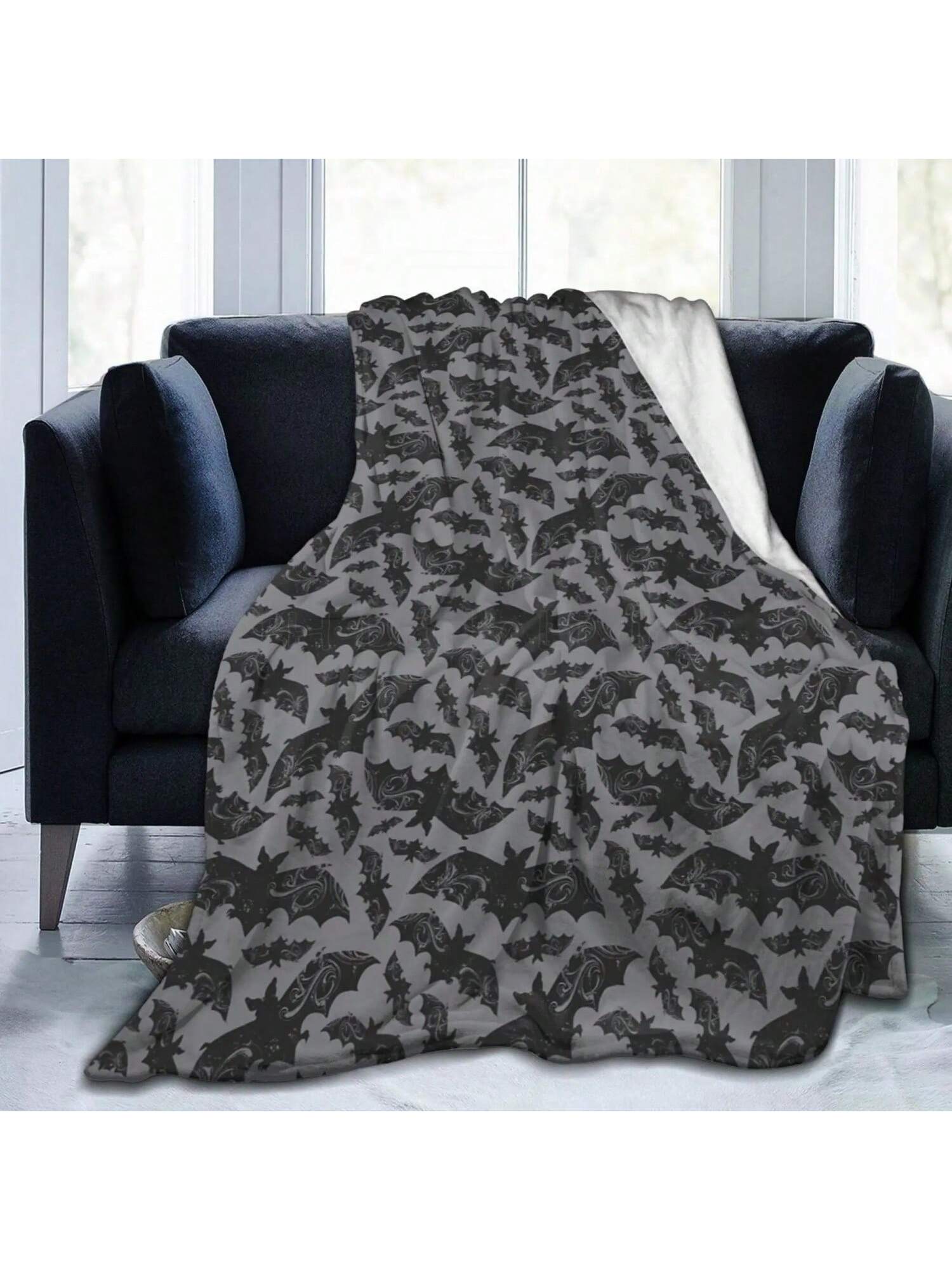

Bats Halloween Goth Flannel Fleece Throw Blanket Soft Cozy Warm Lightweight Blankets For Home Office All Season 80x60 Inches 75X95CM