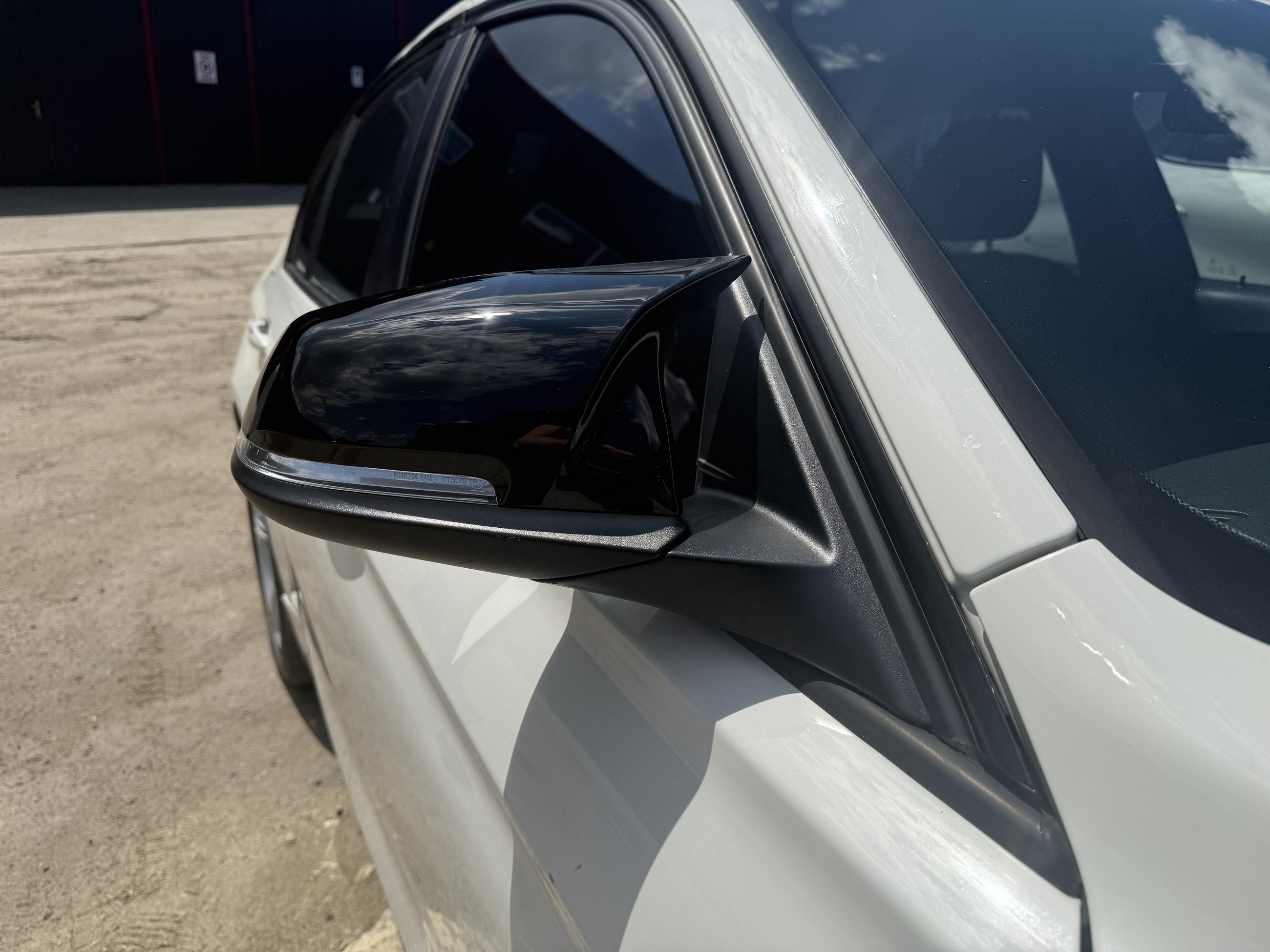 

Крышки на зеркала M-Look (2 шт) для BMW 1 серия F20/21 2011-2019 гг