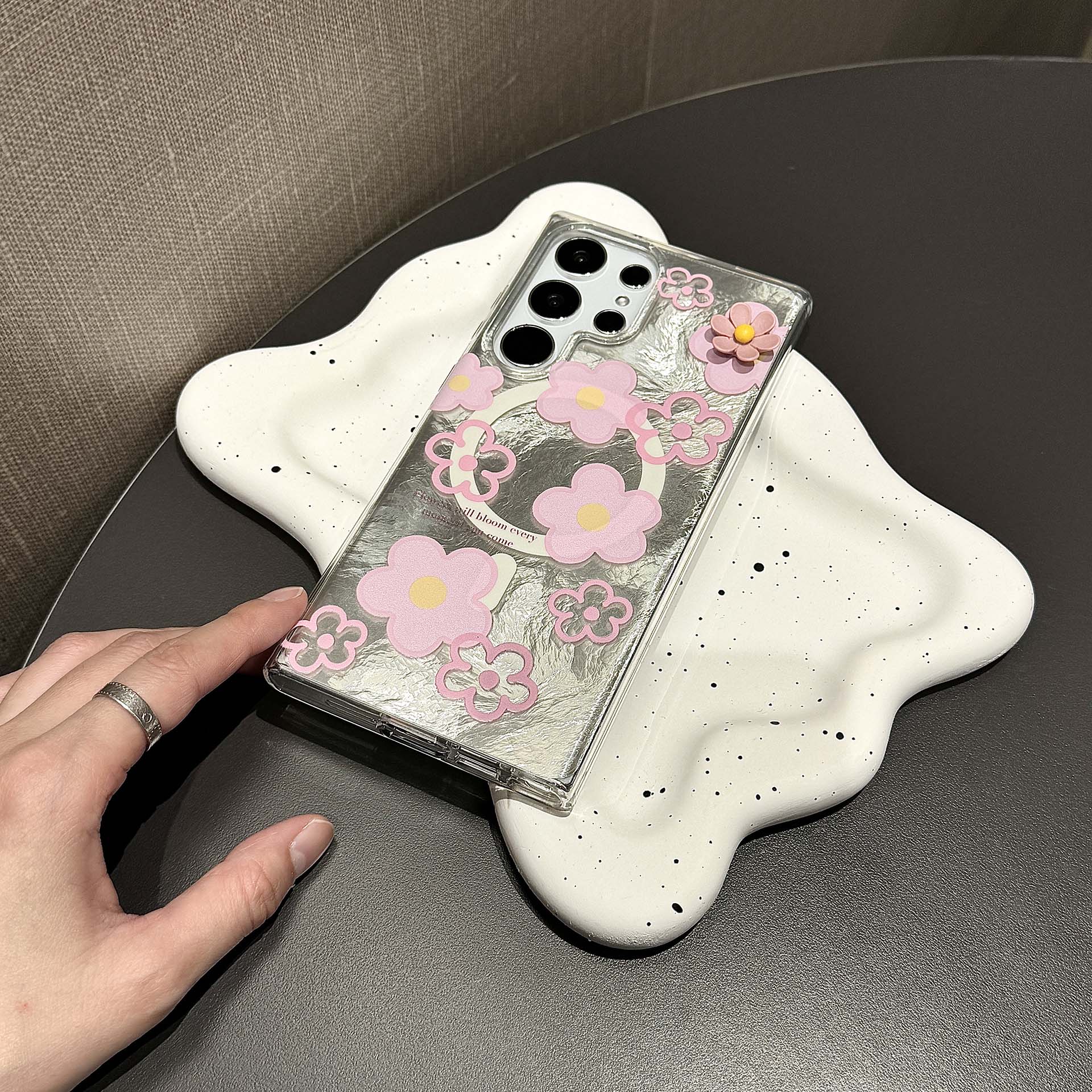 

For Samsung Galaxy S24 Ultra Magnetic Case Flower Pattern PC+TPU Phone Cover Coloful Geometry Block