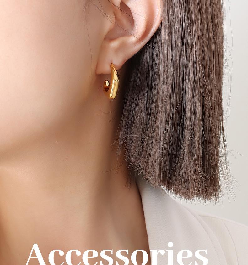 Trendy Hong Kong Style Copper C-Shaped Stud Earrings: Versatile, Elegant, Personalized Accessories for Women