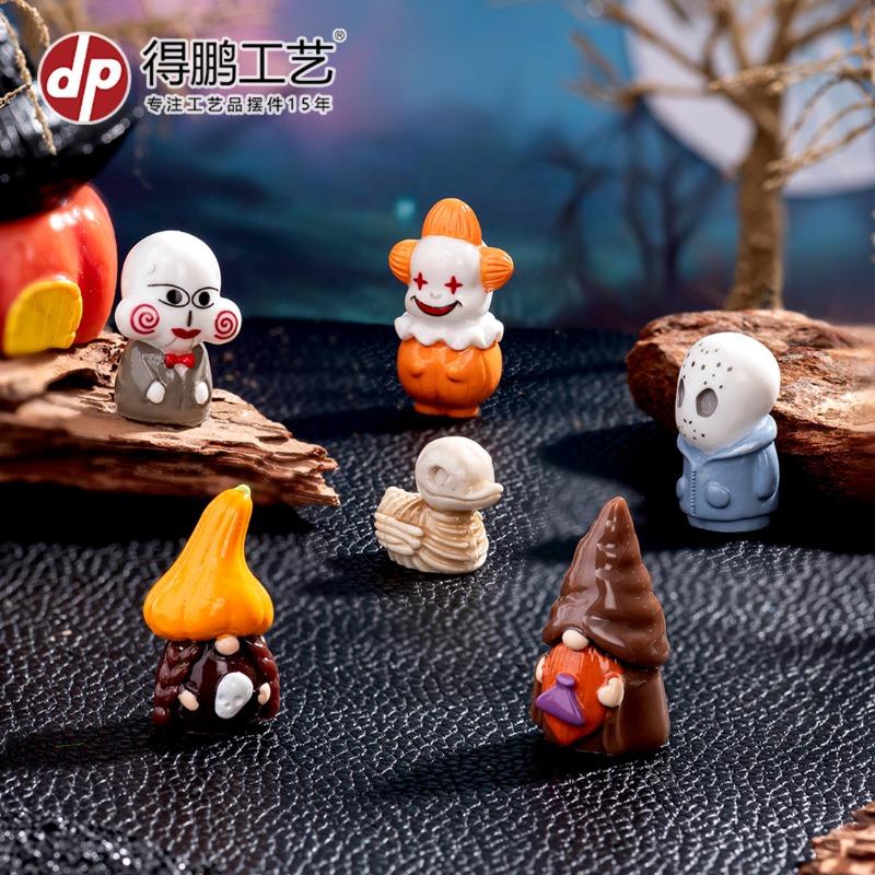 New Horror Characters Dwarf Wizard Skeleton Duck Clown Resin Crafts Tabletop Halloween Ornament