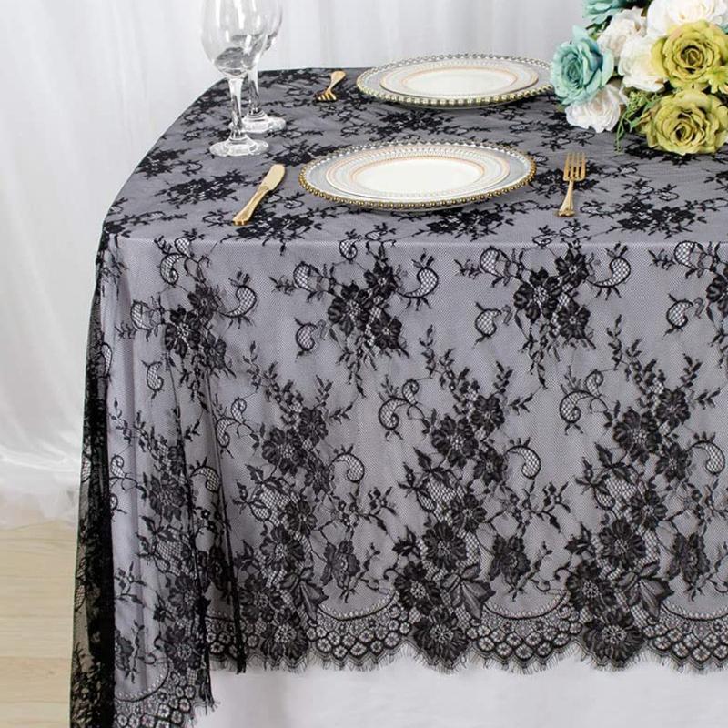 White Floral Hollowed Out Table Runner Rectangular French Style Romantic Table Cloths Vintage Embroidered Lace Fabric Wedding Decoration Table Linen