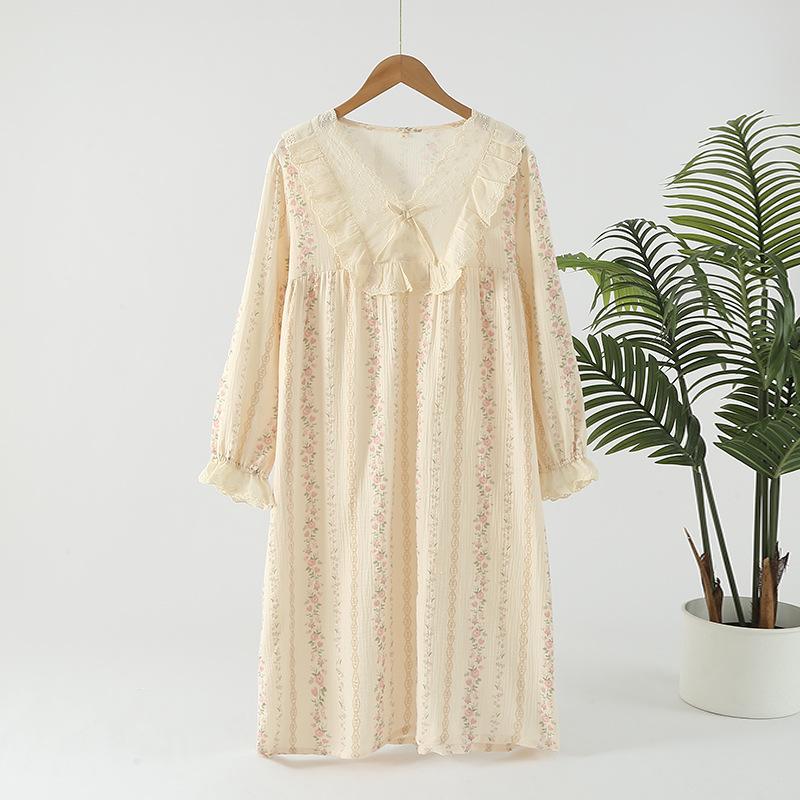 Pure cotton cotton yarn sweet autumn floral long-sleeved skirt thin nightdress home skirt thin loose can be worn gently