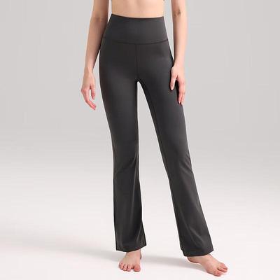 Alt giyim (Kadın) – Pantalon ve Kapriler