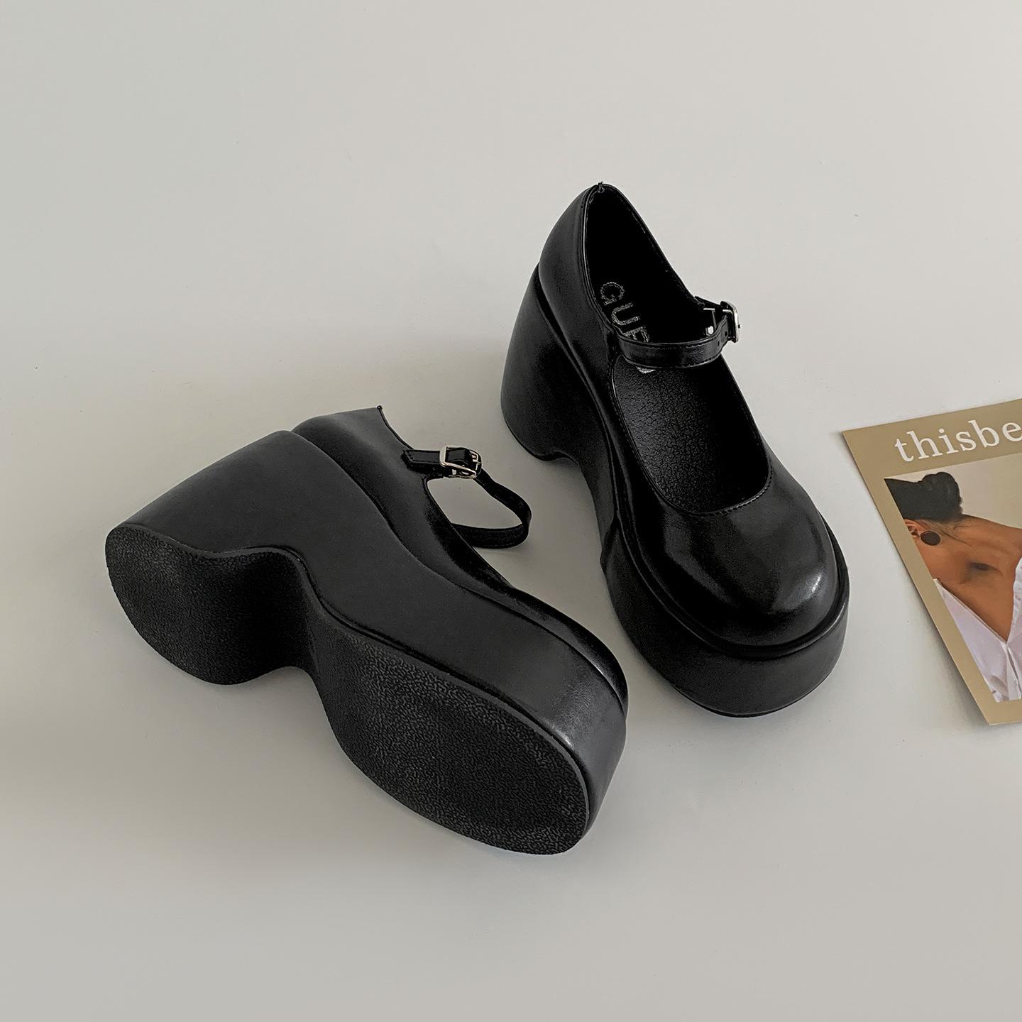 

Retro black British style platform thick heel small leather shoes women s 2025 new autumn skirt versatile Mary Jane shoes 35 чёрный