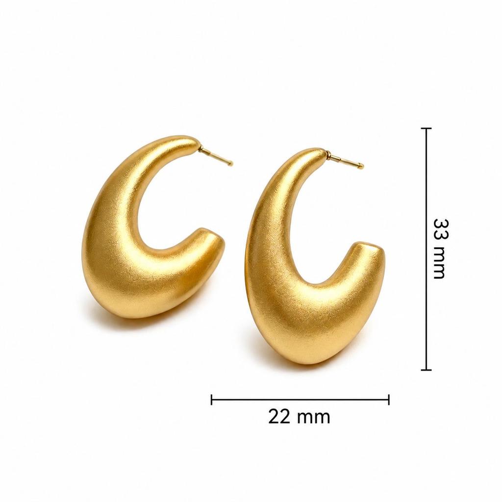 Elegant Crescent Moon Stainless Steel Earrings: Fashionable, Trendy Personalized Ear Studs with a High-End Feel.