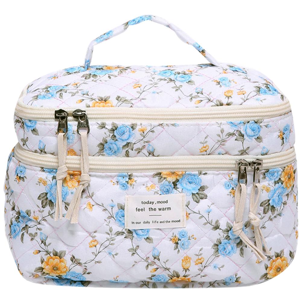 Quilted Makeup Bag Makeup Organizer Bag Aesthetic Simple Skincare Bag Large Capacity Makeup Clutch Purse for Women Girls