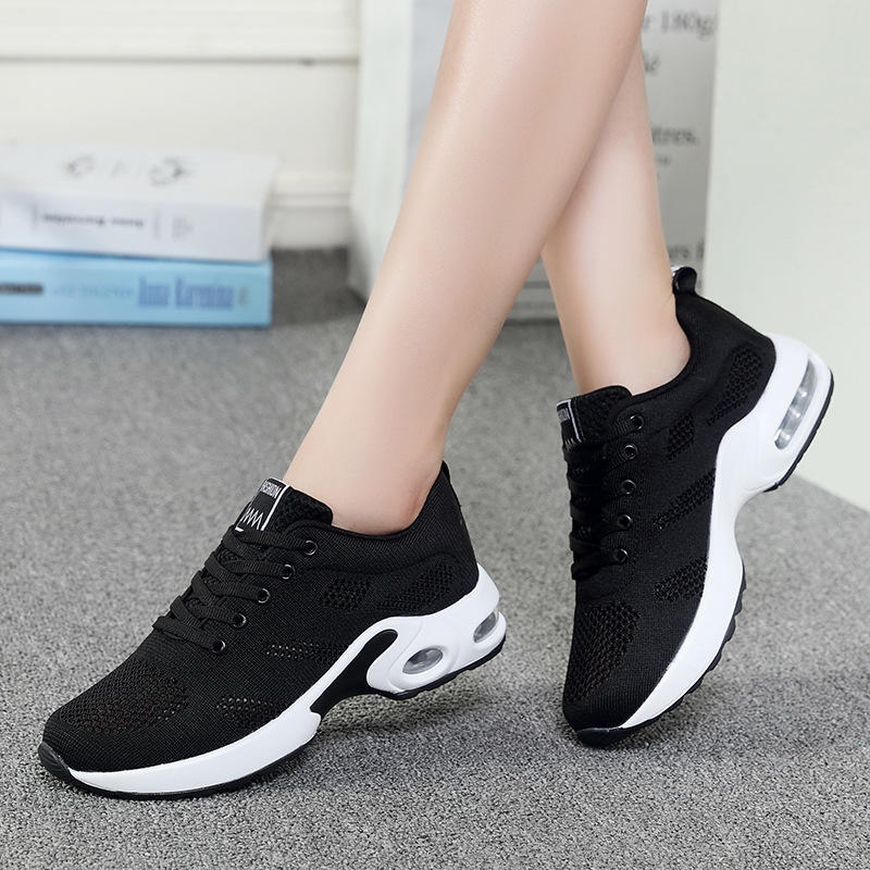 Women Lightweight Outdoor Sneakers Comfortable Soft Breathable Running Shoes
