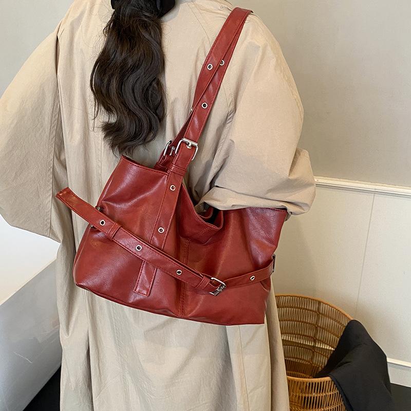 Large-capacity Tote Bag, Fashionable Shoulder Bag, High-end Texture, Trendy Bag for Commuting To School