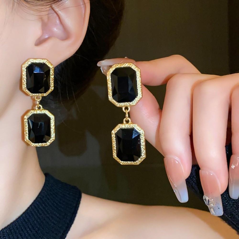 Square Circular Black Geometric Necklace Copper Dark Style Neck Chain Retro Black Earrings  Lady