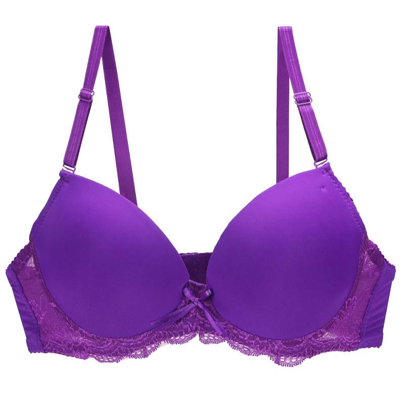 Supply Large size smooth and seamless underwear for women, anti-sagging thin breasts, gathering and adjusting bras and bras