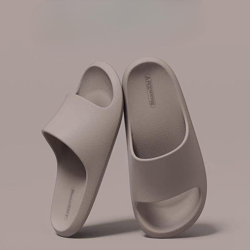 

Шлепанцы — это удобная, нескользящая и непахнущая домашняя обувь Fits 39-40