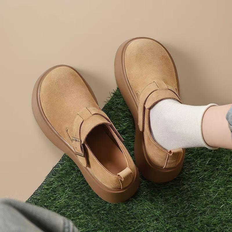 Women's new autumn versatile and comfortable thick-bottomed small man increases height and soft-bottomed Boken women