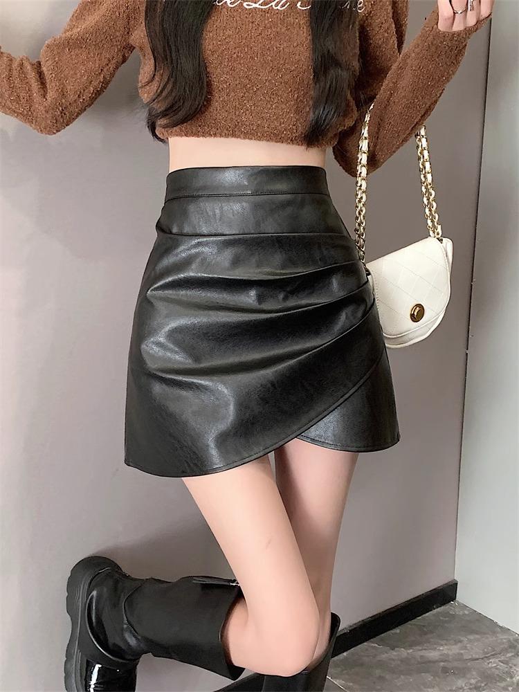 

2024 Women s Plus Size Black Leather High-Waist Midi Skirt - High-End A-Line Hip-Hugging Autumn/Winter Fashion. L чорний