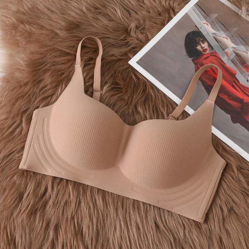 Traceless underwear, women's small breasts gather comfortably, upper support, anti-sagging, no steel ring, double breasts, half a cup, one-piece bra