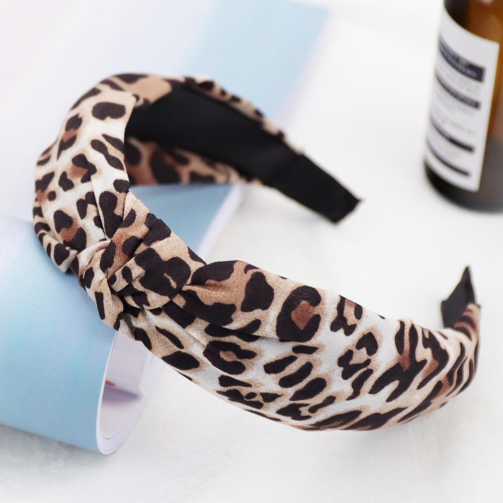 

Повязка на голову в стиле ретро с леопардовым принтом и перекрещивающимися узлами для женщин D4-95 светло-коричневого
