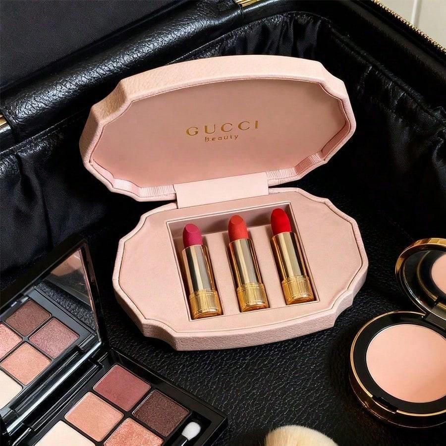 Mittelgroße Vintage-Make-up-Aufbewahrungsbox für Damen mit rosa Muscheldesign