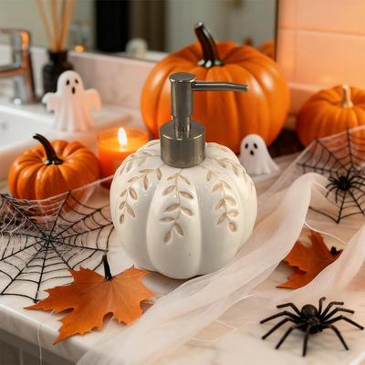 Pumpkin Lotion Bottle Creative Ceramic Dispenser White Porcelain Press Pump Soap Container Halloween Gift Bathroom Accessories