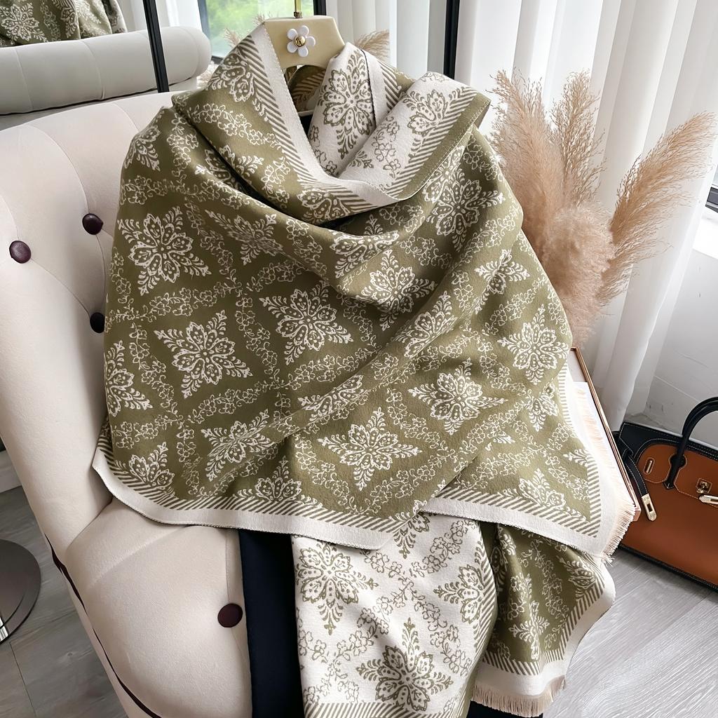 Luxury  Two-Sided Ethnic Style Scarf Pashmina Cashmere Soft Warm Fringe Pashmina Shawl Winter Coldproof Windproof Blanket