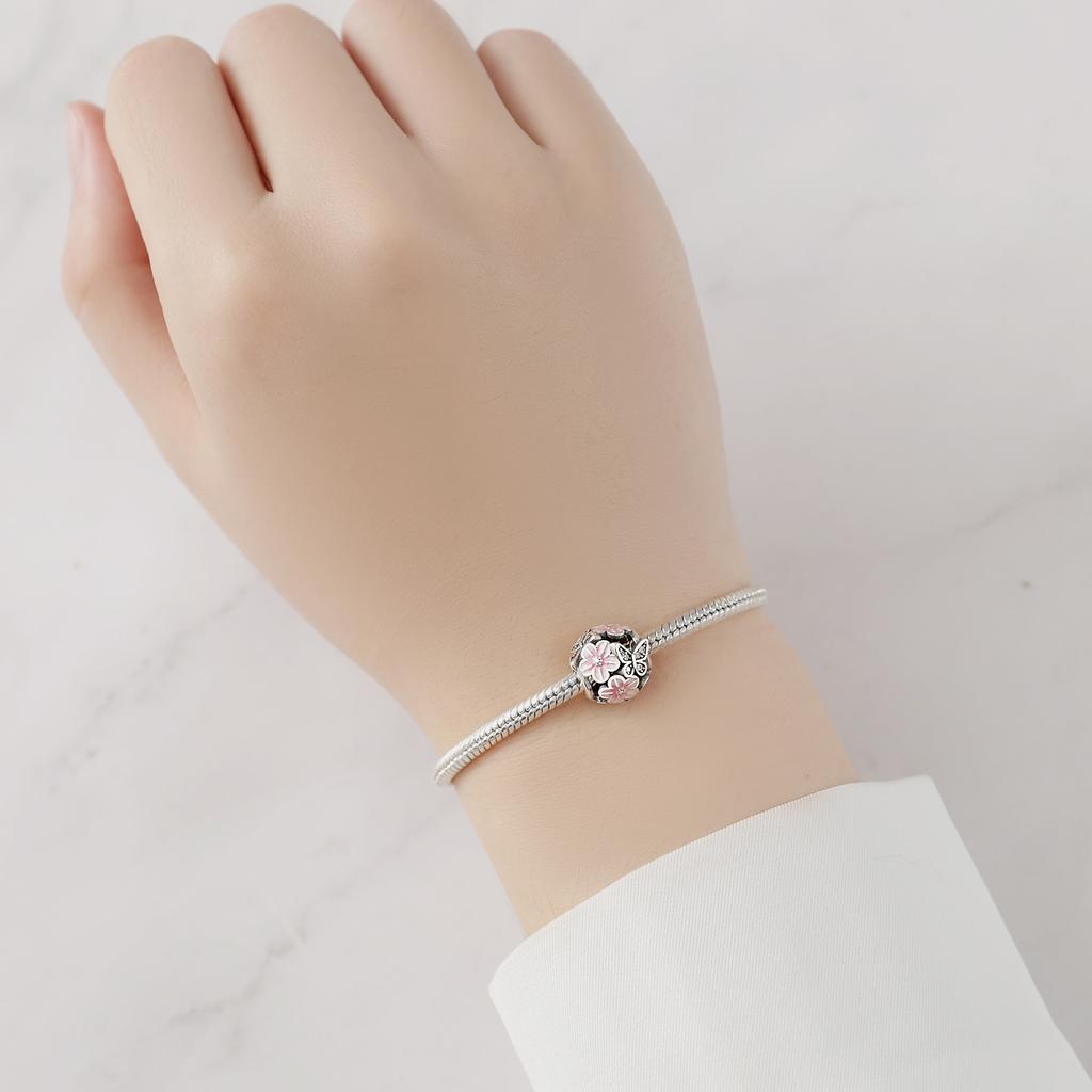 Original Copper Charms Luxury Pink Flowers Butterflies Insects Beads Beads Fit Bracelet Diy Women Delicate Gift