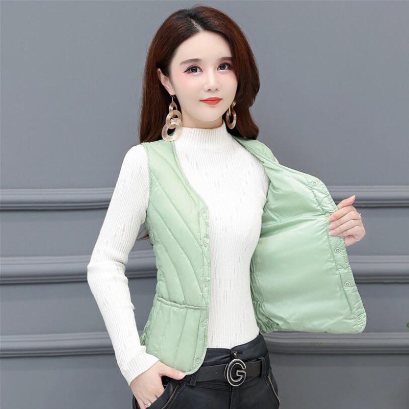 Winter Down Cotton Vest Women Thick Velvet 2025 New Lightweight Slim Short Inner Wear Warm Inner Tank Top Mother Waistcoat Thick