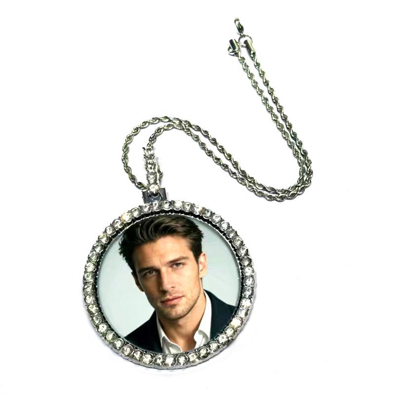 Hot Hip Hop Round Photo Necklace Accessories Women s High Grade Photo Frame Men s Pendant Necklace