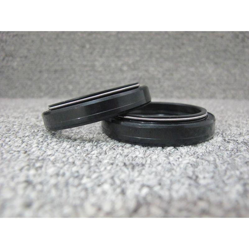 

Applicable to Kawasaki Ninja Ninja650 Vulcans650 Accessories Er6f Front Fork Oil Seal Front Shock Absorber Oil Seal vulcans650 oil seal two