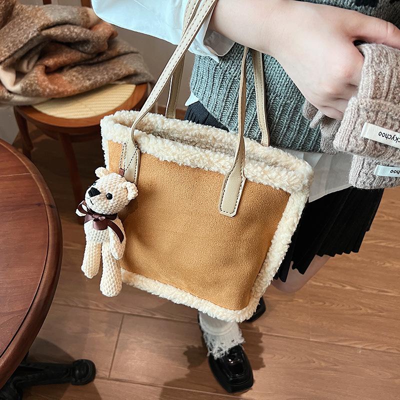 Portable Bucket Bag Women's 20253 Autumn and Winter New Plush Suede Tote Bag Large Capacity Matte Suede