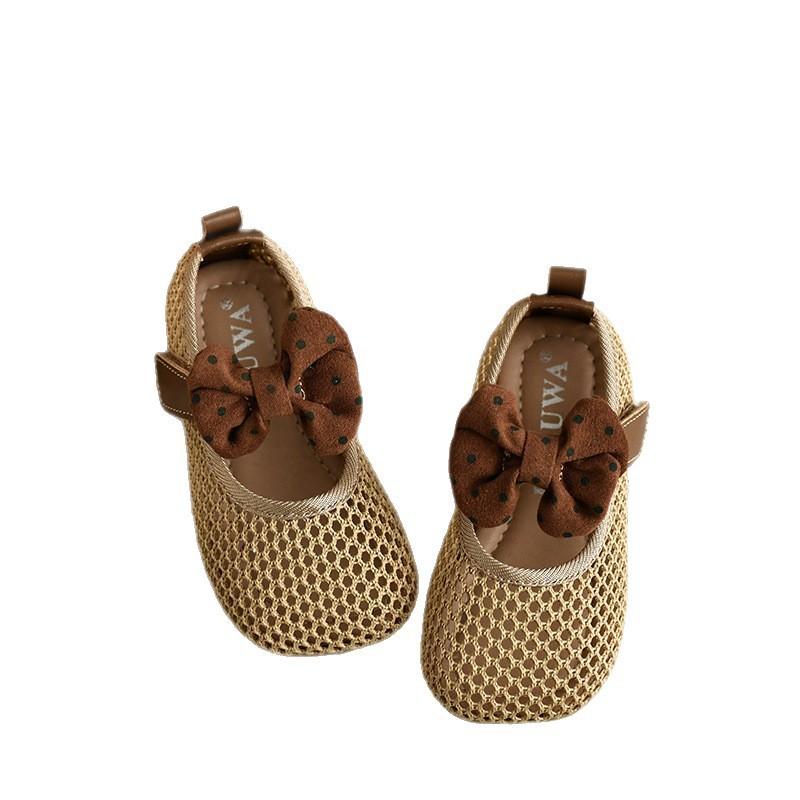 Anti-slip Girls' Sandals with Hollow and Breathable Soles, Outdoor Soft-Topped Baby Shoes