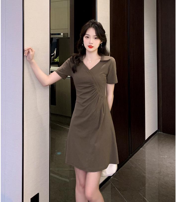 

Маленькое облегающее летнее повседневное платье с воротником поло - Новинка 2025a, короткая юбка 2XL Premium армия зеленый