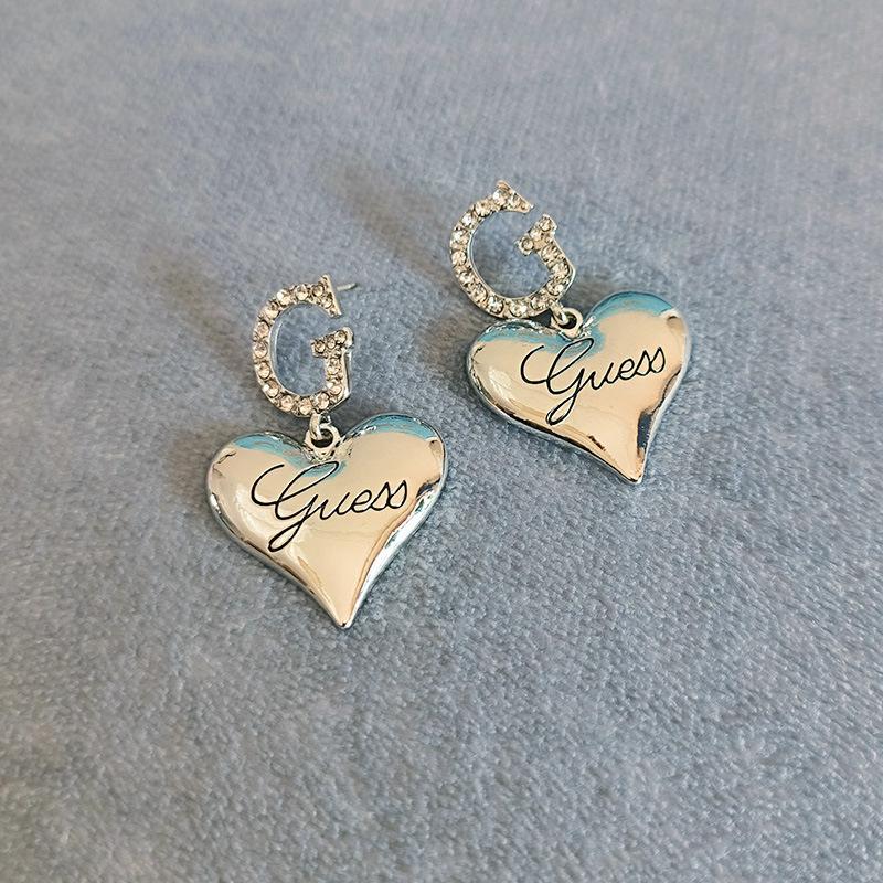 

1 пара модных металлических серег-капель в форме сердца для женщин, девушек, корейский стиль, большие серьги-гвоздики в форме сердца с буквой G, ювелирный подарок