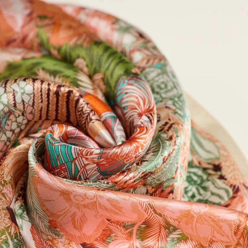 BCBG Garden Print Silk Scarf B6s0a402