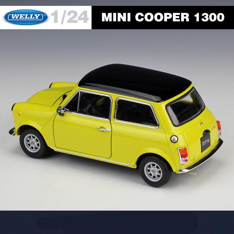 WELLY 1/24 MINI COOPER 1300 Alloy Mini Car Model Diecasts Metal Classic Car Vehicles Model High Simulation Collection Kids Gifts