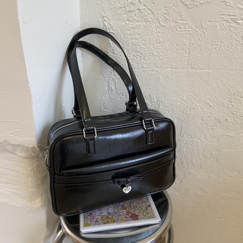 

Летняя новая ретро трендовая сумка через плечо большой вместимости модная повседневная портативная сумка-боулинг женская чёрный