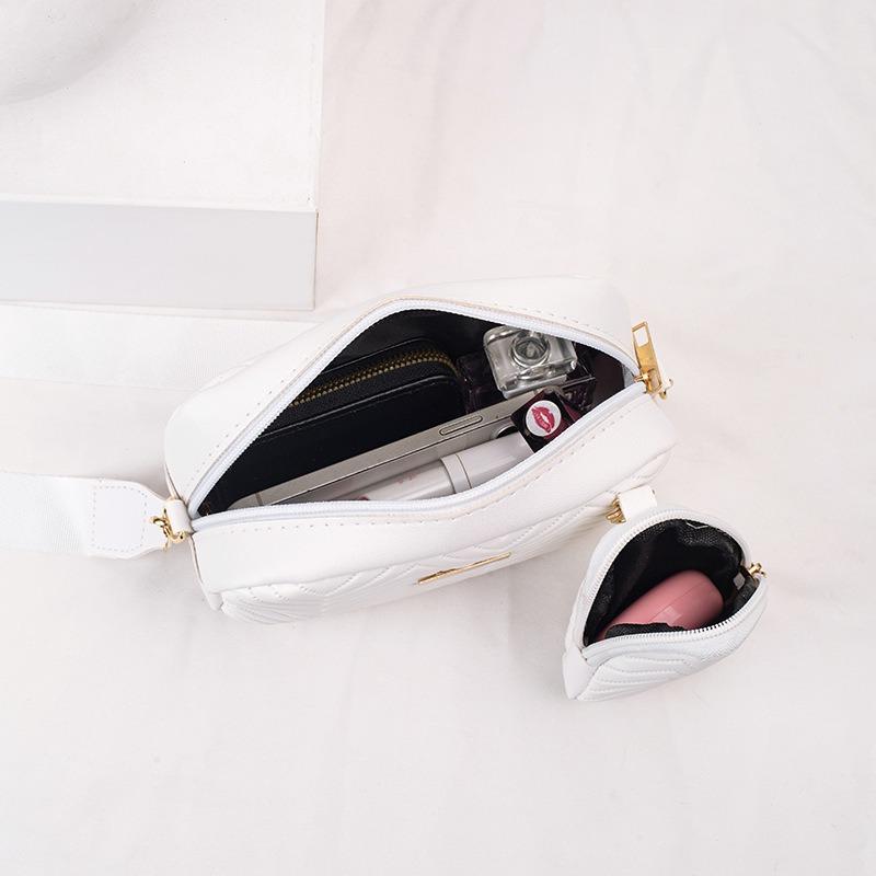 Embroidered women's bag, new wavy small square bag, embossed camera bag, casual shoulder bag, one piece.