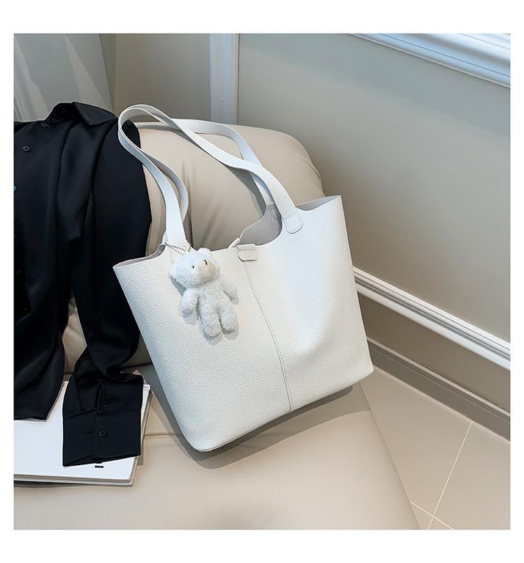 Wholesale Stylish Shoulder Bag Women's Bags 2024 Spring Trendy Pu Material Tote Bag