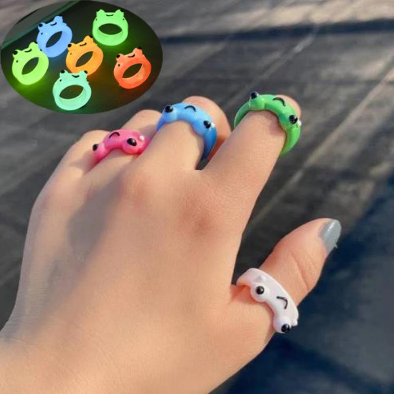 Glow Frog Resin Ring Colorful Acrylic Frog Rings Personality Animal Cartoon Cute Finger Ring Animal Jewelry Girlfriends Gifts