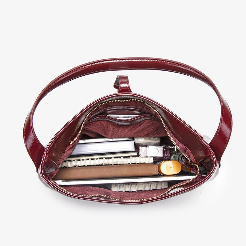 Niche Premium Texture Pu Leather Large Capacity Commuter Bag Women'S Retro Shoulder Underarm Bag Tide