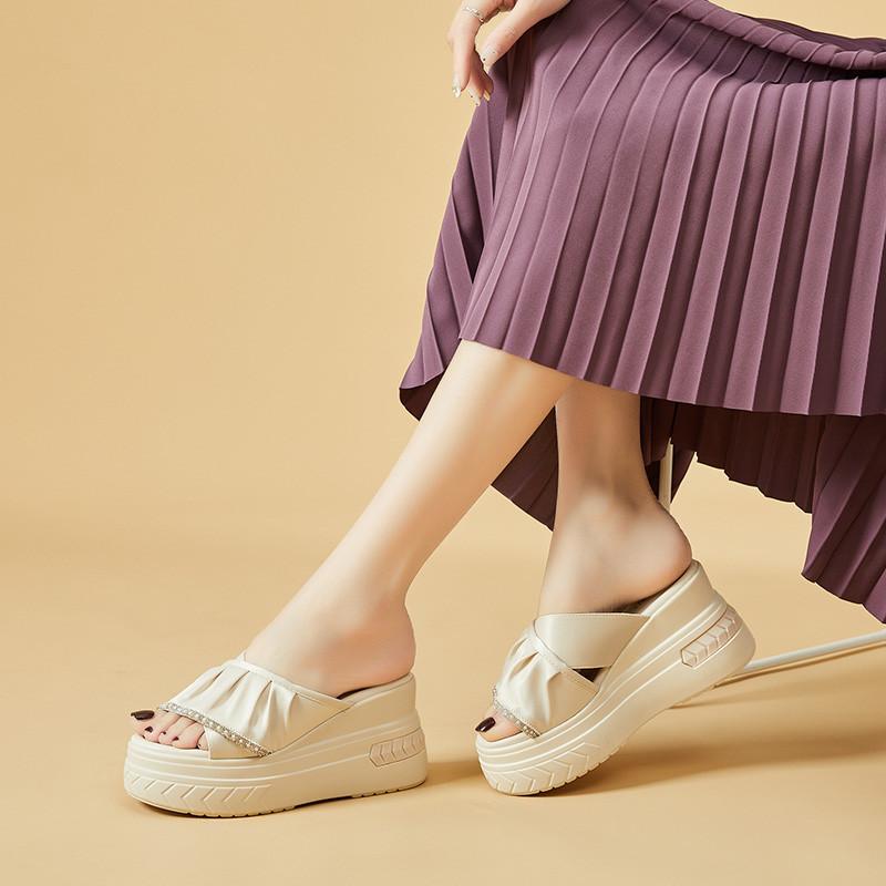 Outer slippers women's new summer wedge sandals women's soft-soled thick-soled heightened white one-word sandals