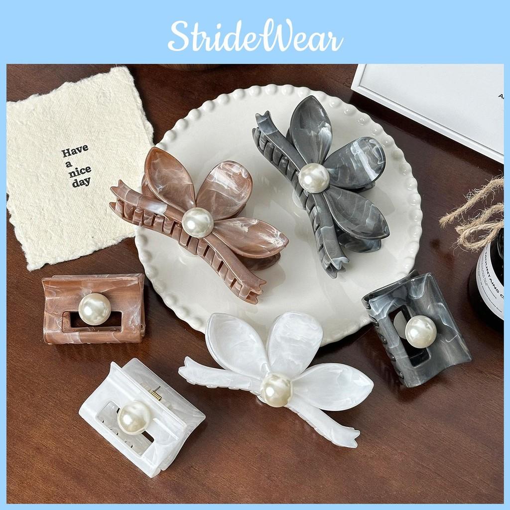 Timeless Style Retro Flower Hair Claw Clips Crafted With Premium Finish Pearl