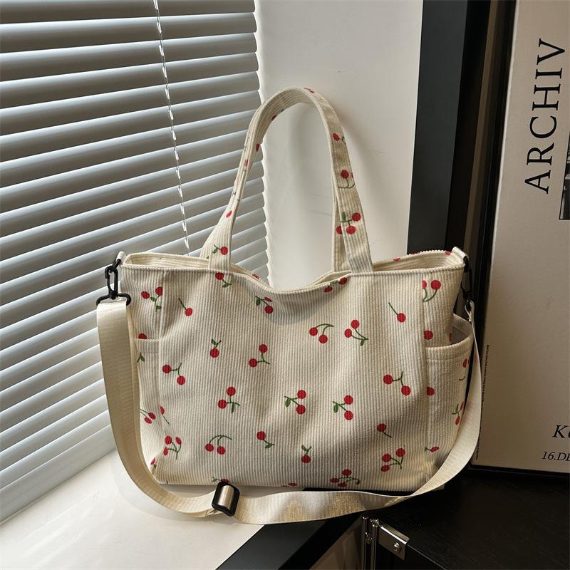 Underarm Bag Women's 2025 Summer New Trendy Cute Strawberry Tote Bag Versatile Shoulder Bag Casual Messenger Bag